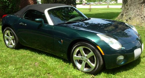 2006 pontiac solstice - very clean low miles