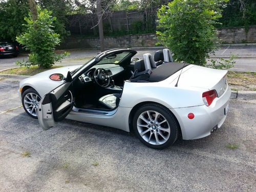 2006 bmw z4 roadster 3.0i convertible 2-door 3.0l