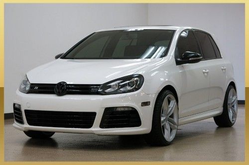 R edition, turbo, 6 speed mnl, leather, sunroof, btooth, navi