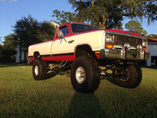 1986 lifted dodge power wagon 150 4x4 nice ride mud fest