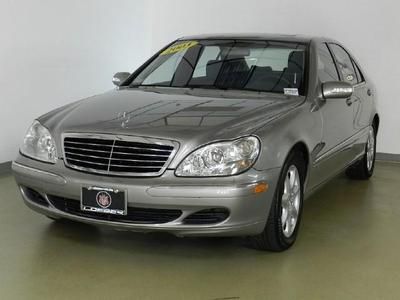 4dr sdn awd 4.3l sunroof 4-wheel abs 4-wheel disc brakes 5-speed a/t a/c