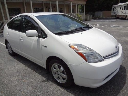 2007 prius~runs like new~great condition~hwy miles~toyota serviced~no-reserve