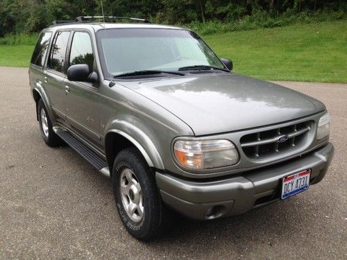 2000 Ford Explorer Limited Sport Utility 4-Door 5.0L, image 2
