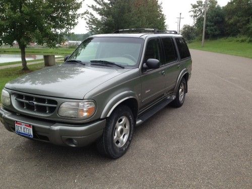 2000 Ford Explorer Limited Sport Utility 4-Door 5.0L, image 3