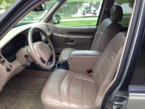 2000 Ford Explorer Limited Sport Utility 4-Door 5.0L, image 4