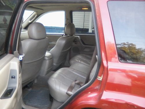 2004 jeep grand cherokee laredo sport utility 4-door 4.0l