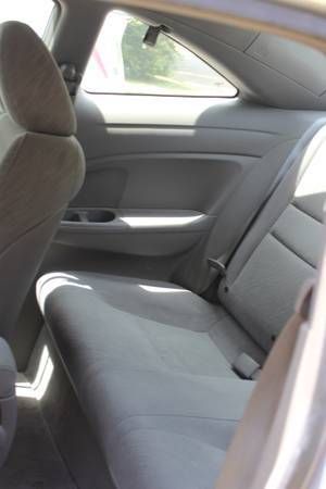 Silver, two-door, manual, good condition, A/C, 53,813K miles, US $10,400.00, image 4