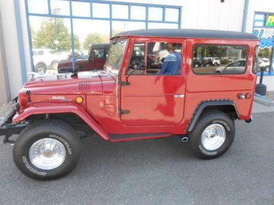 Classic 1970 toyota land cruiser