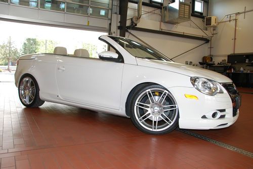 2009 volkswagen eos lux convertible 2-door 2.0l with over $20k in upgrades