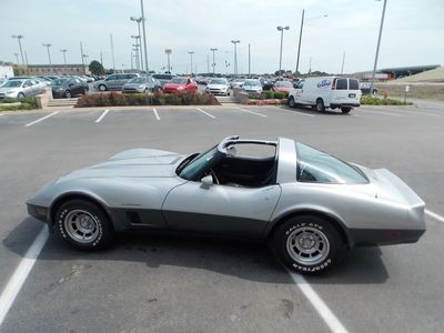 Silver/Charcoal 5.7L 350 cubic inch leather glass t-tops automatic AC all power, image 14