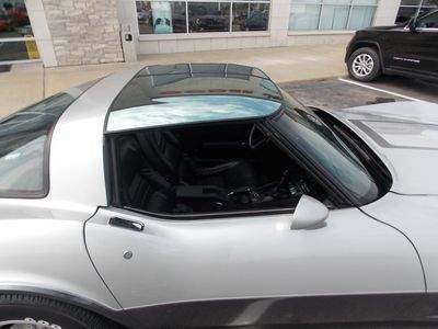 Silver/Charcoal 5.7L 350 cubic inch leather glass t-tops automatic AC all power, image 39