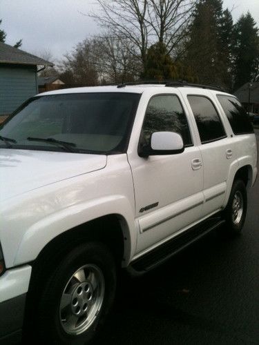 2002 chevrolet tahoe lt sport utility 4-door 5.3l