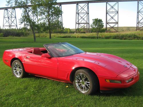 SPECTACULAR Torch Red Corvette Convertible-Low Miles-Adult Driven-None Nicer!!!, US $16,789.00, image 9