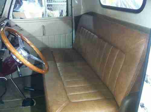 1946 Chevrolet pickup truck, beautifully restored, updated to be a Daily Driver, image 3