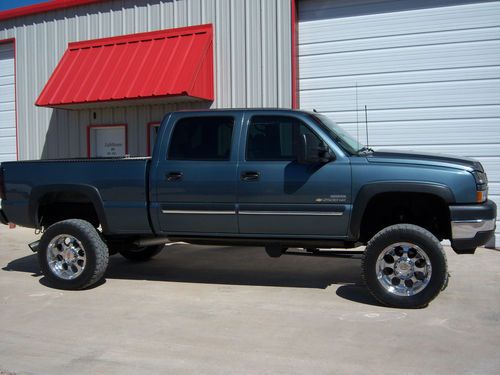 2007 chevy 2500 hd lifted duramax loaded 4x4 blue like new nice truck well kept