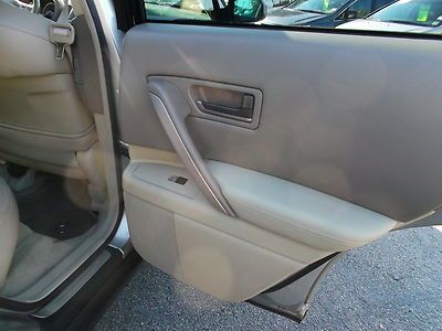 CLEAN 2004 FX35, HIGH MILES, RUNS GREAT, CLEAN CARFAX, TECH. PKG NAVIGATION, image 20