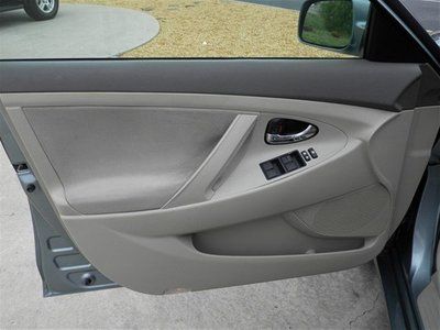 LE LEATHER ALLOYS LIKE NEW 4 CYL GAS SIPPER, image 9