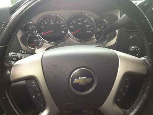 2008 Chevrolet Silverado 1500 LT Standard Cab Pickup 2-Door 4x4, image 6