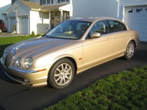 2003 jaguar s-type base sedan 4-door 4.2l very sweet ride