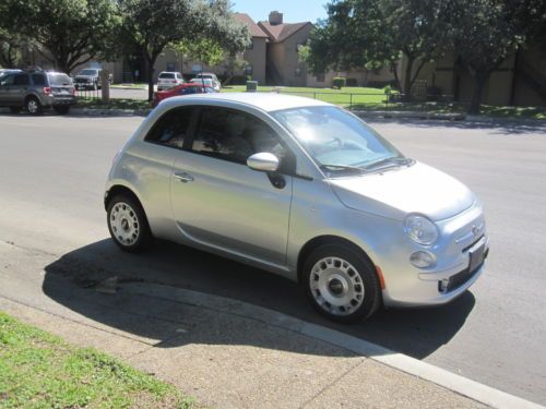 Fiat 2012 s500 almost new just 4k miles on it!!!