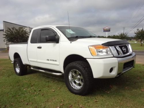 XE 5.6L CD 4X4 Power Steering 4-Wheel Disc Brakes Steel Wheels AM/FM Stereo A/C, image 2