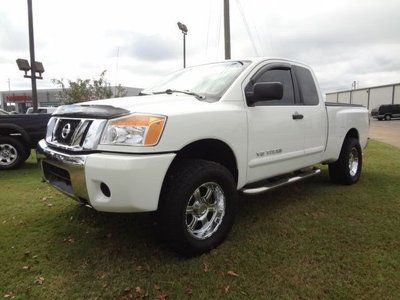 XE 5.6L CD 4X4 Power Steering 4-Wheel Disc Brakes Steel Wheels AM/FM Stereo A/C, image 4