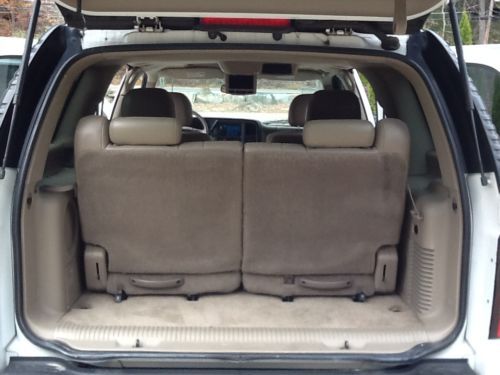 2006 GMC Yukon Denali 4 Door Sport Utility NO RESERVE, image 5
