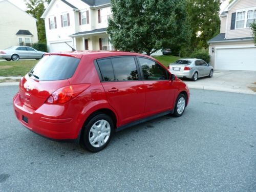 2011 NISSAN VERSA 1.8,AUTO,ICE COLD AIR,ONE OWNER,RED,HATCHBACK,WOW!!!, US $9,500.00, image 8