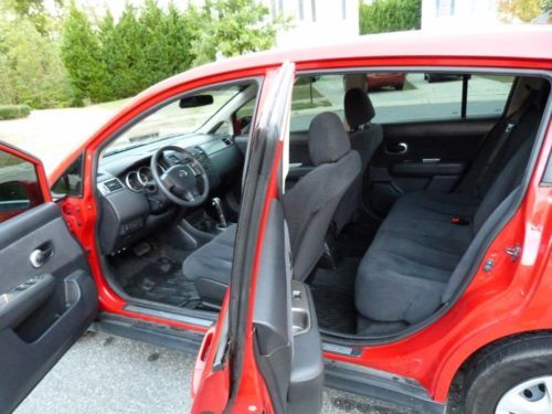 2011 NISSAN VERSA 1.8,AUTO,ICE COLD AIR,ONE OWNER,RED,HATCHBACK,WOW!!!, US $9,500.00, image 12