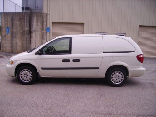 2006 dodge caravan work ready has shelf&#039;s and storage bins in back 78,000 miles