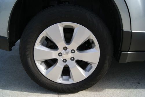 2011 Subaru Outback 2.5i Limited. Silver with Black Interior. 34k miles. AWD!, US $19,000.00, image 12