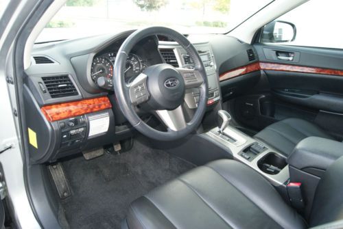 2011 Subaru Outback 2.5i Limited. Silver with Black Interior. 34k miles. AWD!, US $19,000.00, image 16