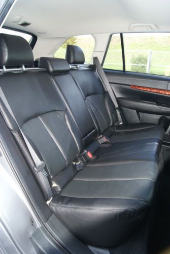 2011 Subaru Outback 2.5i Limited. Silver with Black Interior. 34k miles. AWD!, US $19,000.00, image 23