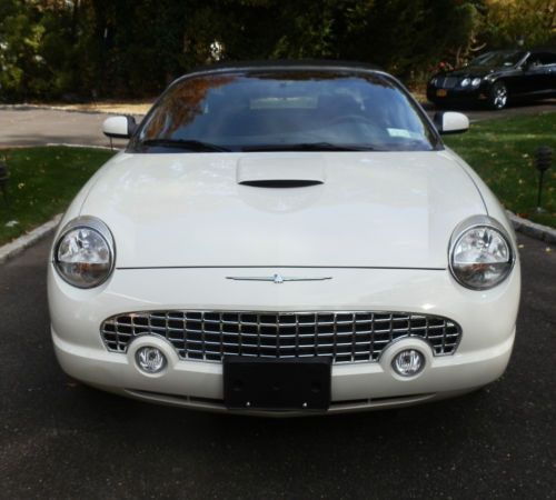 2002 ford thunderbird only 15.000 miles