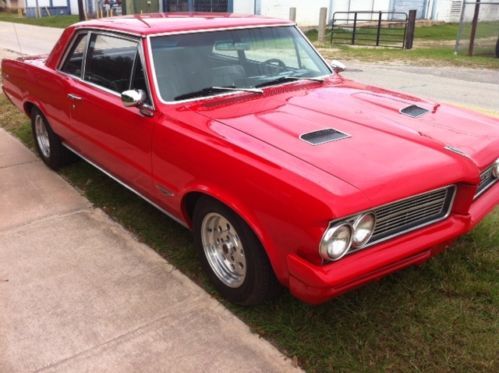 Gto /possible clone 389 v/8 auto bucket seats console