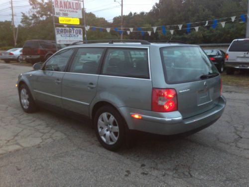 2005 volkswagen passat gls wagon 4-door 1.8l