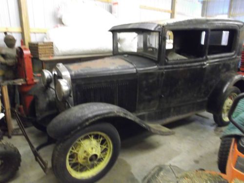 1931 FORD MODEL A TUDOR SEDAN, image 2