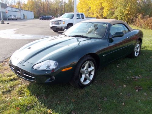 2000 jaguar xk8 base convertible 2-door 4.0l