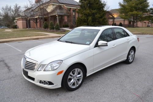 1 owner, leather, rearview cam, nav, sirius, premium package, all wheel drive,