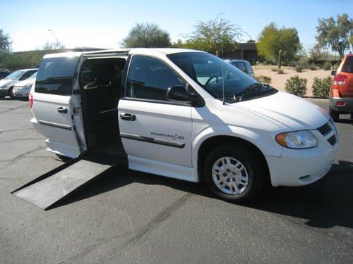 2005 dodge grand caravan ! rampvan ! handicap wheelchair ! low miles ! nice !