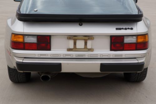 1983 Porsche 944 Coupe Carfax Certified 53K Actual Miles NO RESERVE AUCTION!!!!!, image 36