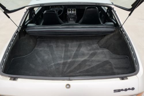 1983 Porsche 944 Coupe Carfax Certified 53K Actual Miles NO RESERVE AUCTION!!!!!, image 39