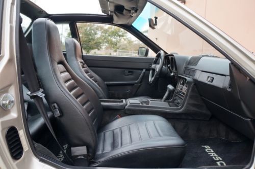 1983 Porsche 944 Coupe Carfax Certified 53K Actual Miles NO RESERVE AUCTION!!!!!, image 45