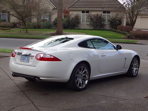 2009 jaguar xk8 only 4013 miles to date!