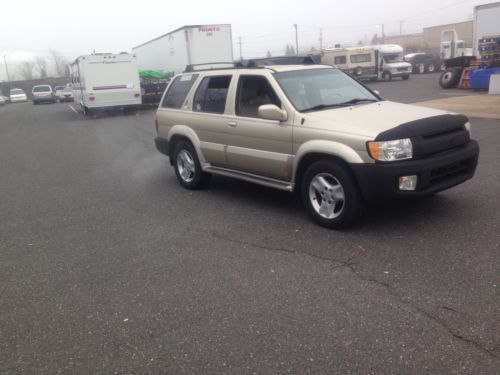 Infiniti q45  2001 four wheel drive