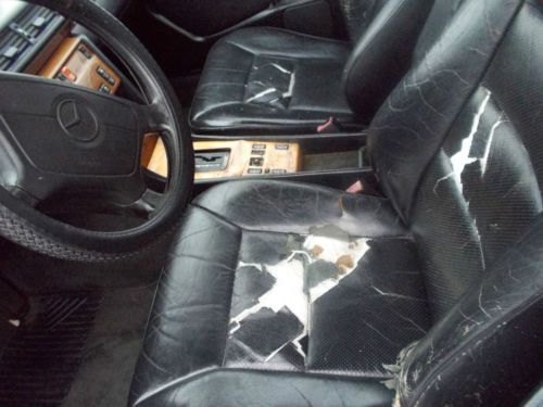 1992 Mercedes 300E, NO RESERVE, image 3