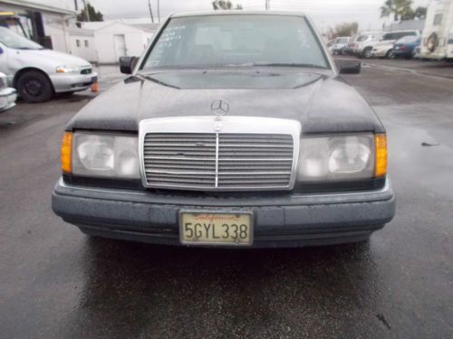 1992 Mercedes 300E, NO RESERVE, image 10