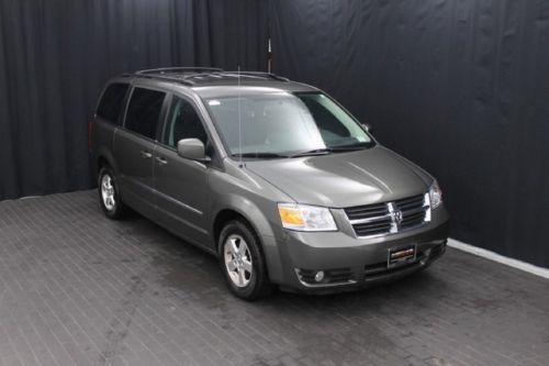 2010 dodge caravan sxt clean carfax lots of room