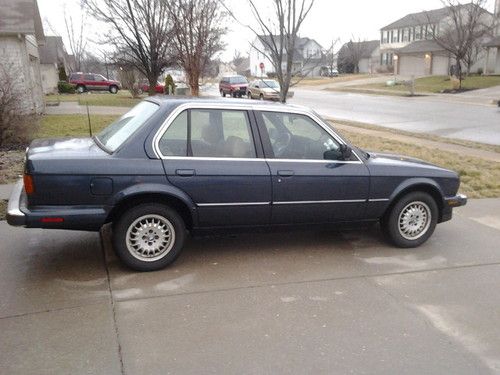 1986 bmw 325e base sedan 4-door 2.7l