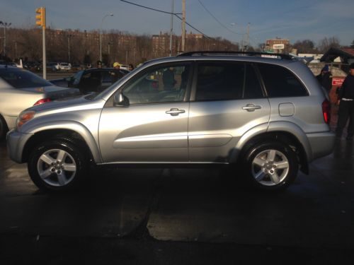 2005 toyota rav4 l sport utility 4-door 2.4l